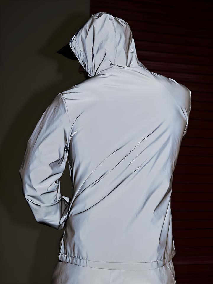 ReflectSafe™ Regenjacke – Hochreflektierend und Wetterfest für Damen und Herren.