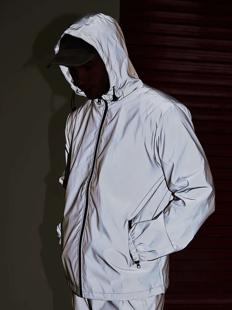 ReflectSafe™ Regenjacke – Hochreflektierend und Wetterfest für Damen und Herren.